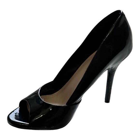 BCBGENERATION Women’s Izzie 2 Patent Leather Pumps in the Size 8M - Picture 13 of 16